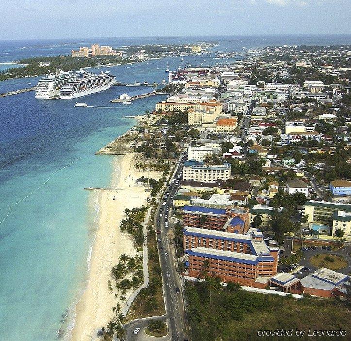 Holiday Inn Express & Suites Nassau, An Ihg Hotel Extérieur photo